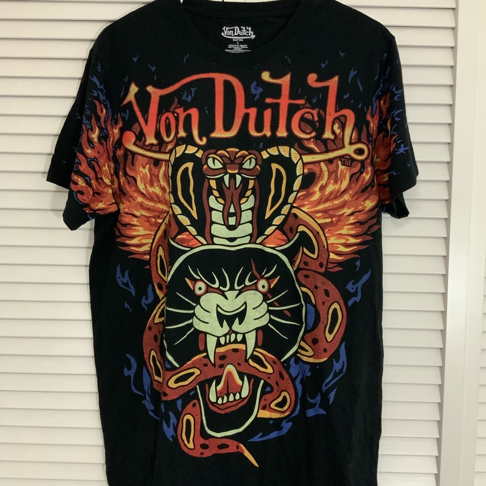 Von Dutch shirt tiger full print size large